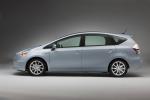 Toyota Prius V 2011 года